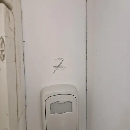Entier Paris Lägenhet